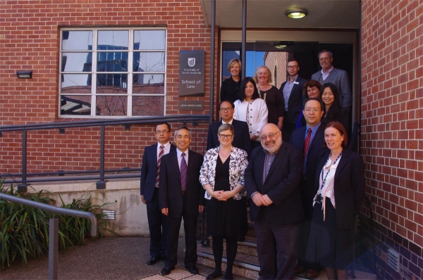 南澳大学  海角社区
合影2.jpg